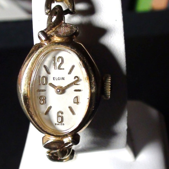 Vintage Elgin Swiss Wrist Watch 17 JEWELS Mechanic main image 4